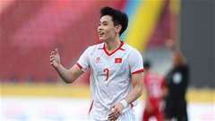 Đình Bắc giành giải hay nhất trận, khiến báo chí Malaysia phải kiêng sợ